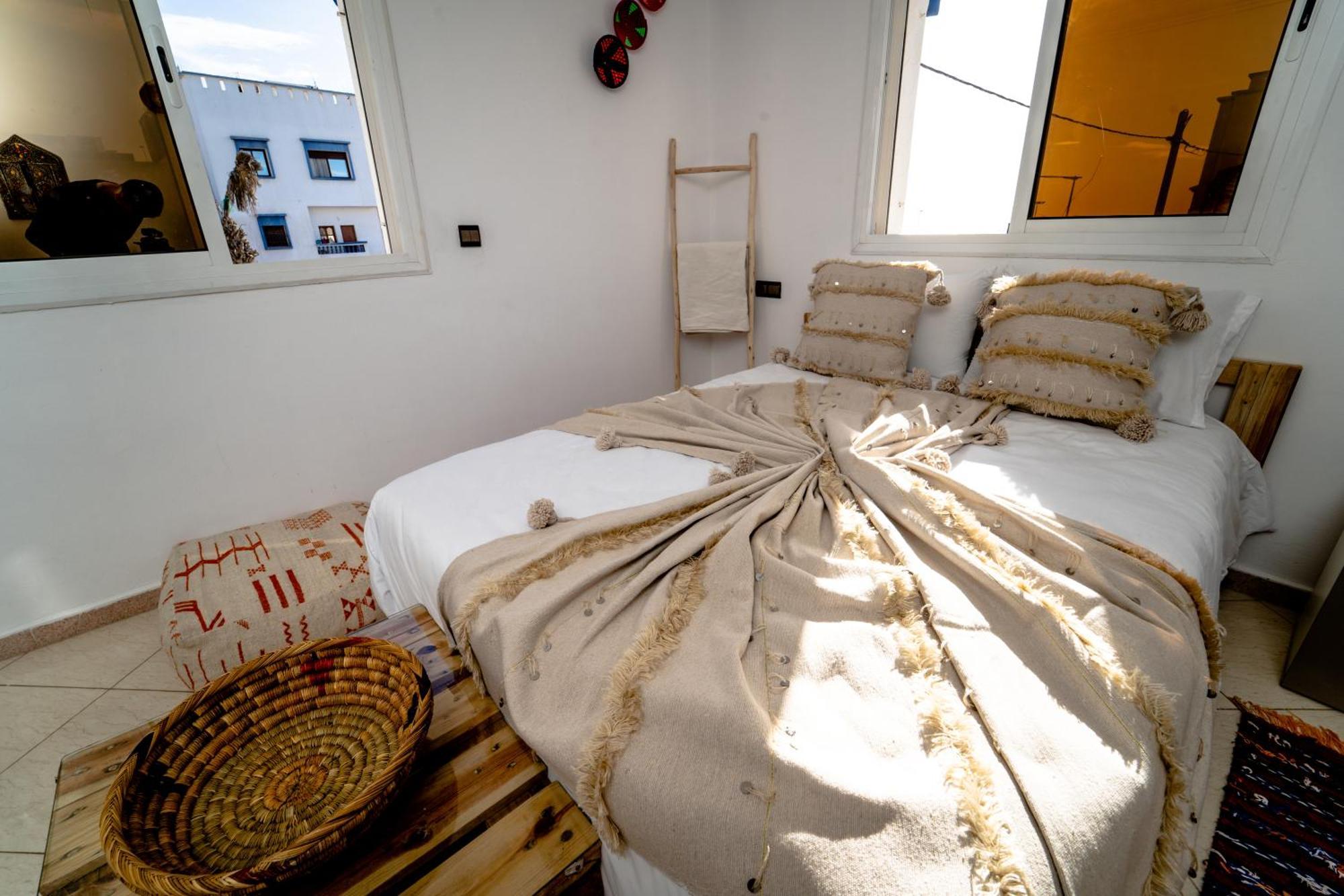 Tigmi Ossmon Hostel *