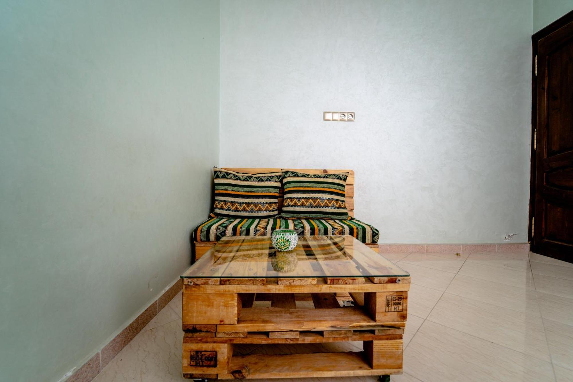 Auberge de jeunesse Tigmi Ossmon *